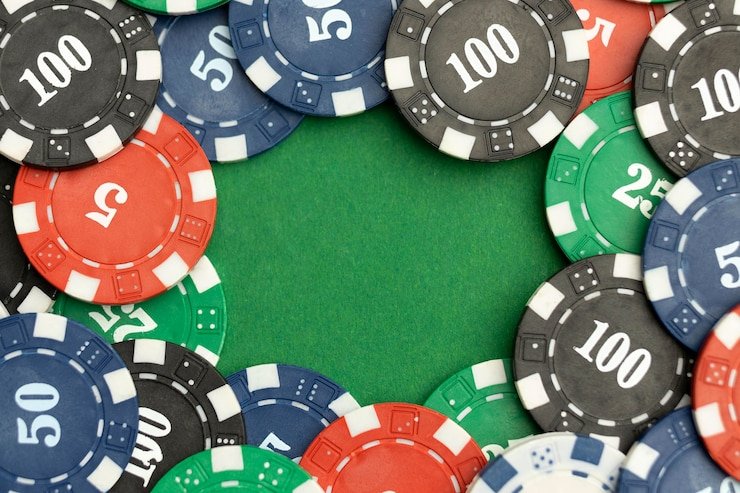 Koleksi permainan di maxwin288 menampilkan slot games, live-dealer tables, sportsbook, dan pasar esports